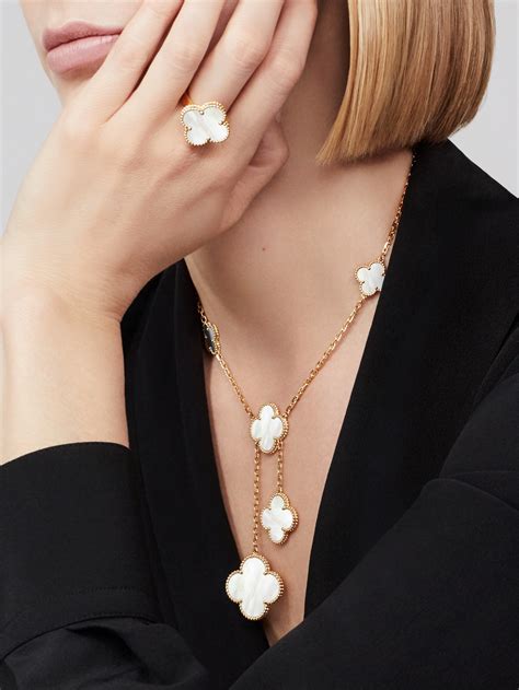 van cleef arpels alhambra necklace imitation